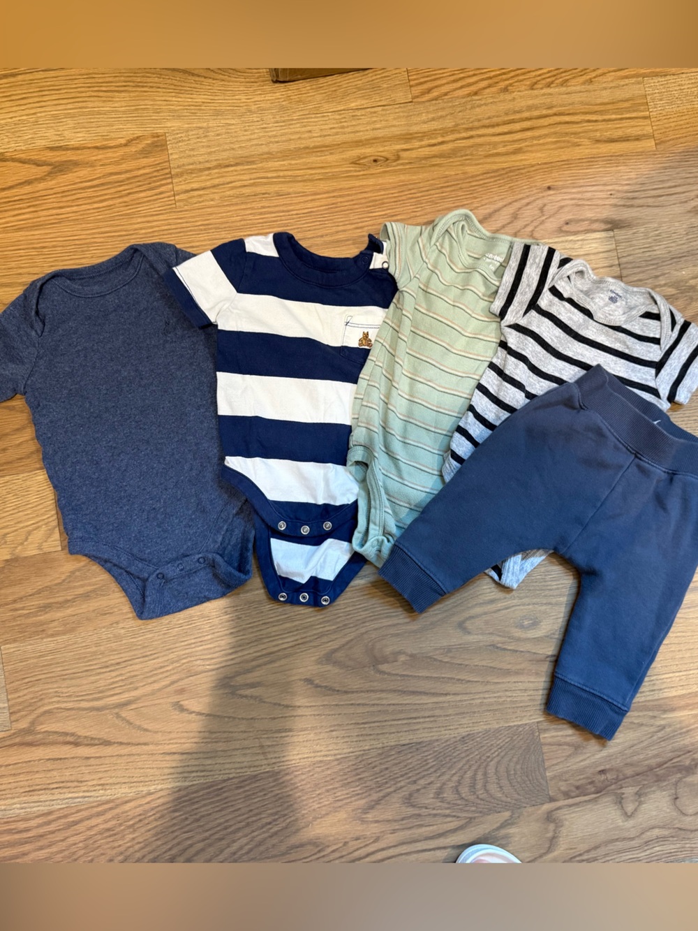 Lot of 6m clothes